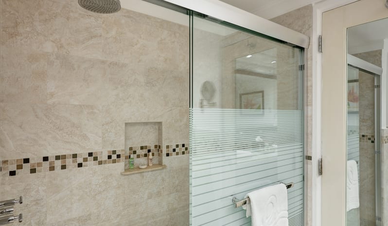 Tamarind by Elegant Hotels-Pool Garden View Junior Suite Bathroom showers_52